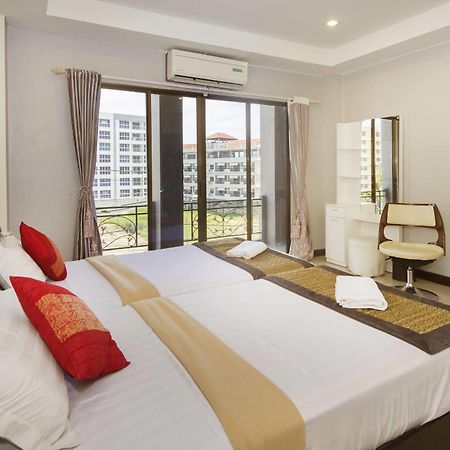 Royal Q & D Suites Pattaya Eksteriør bilde