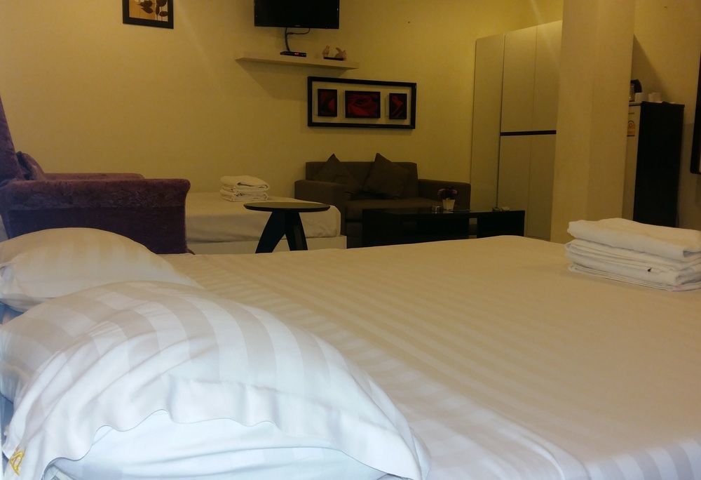 Royal Q & D Suites Pattaya Eksteriør bilde