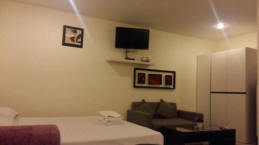 Royal Q & D Suites Pattaya Eksteriør bilde