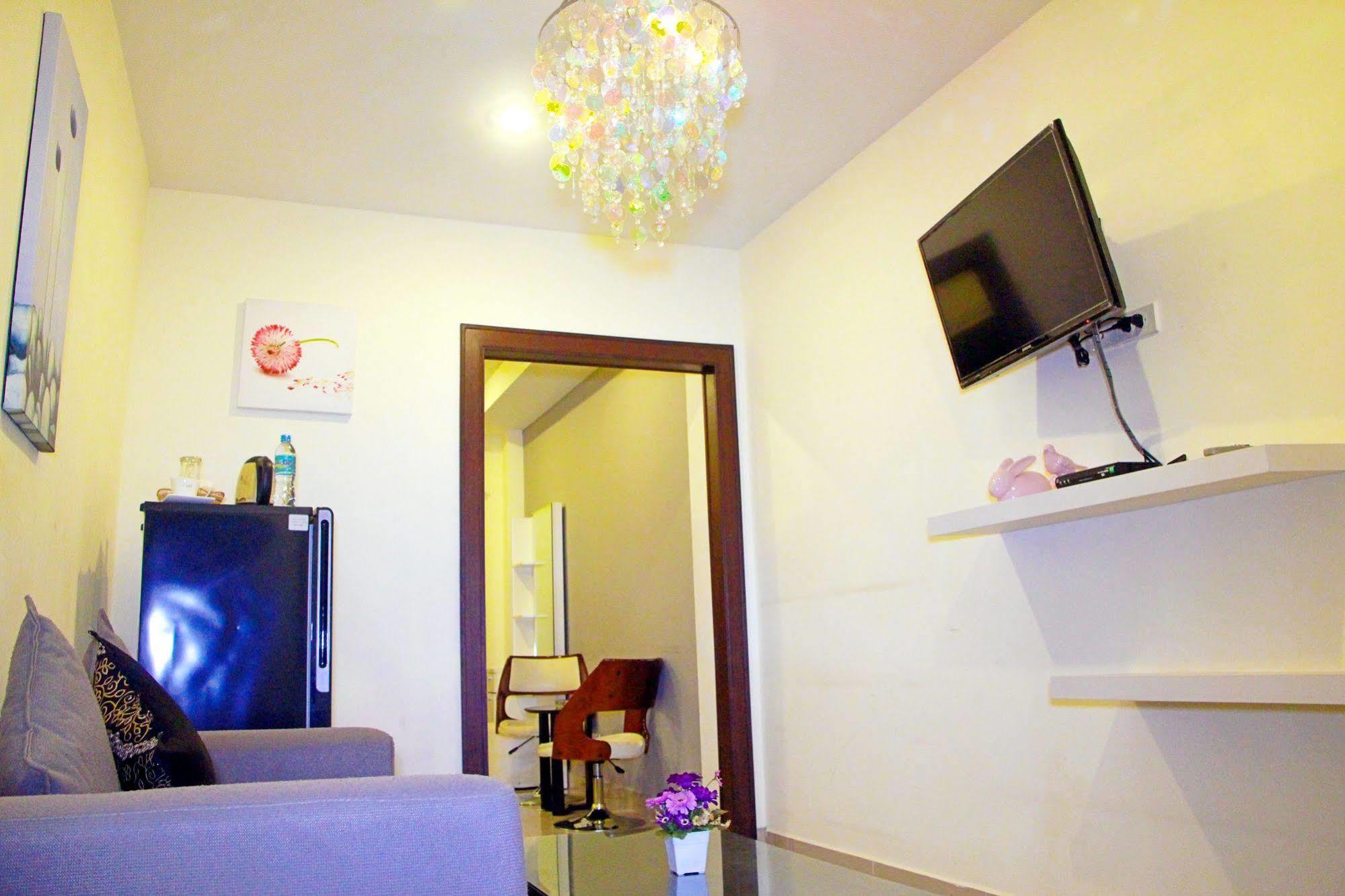 Royal Q & D Suites Pattaya Eksteriør bilde